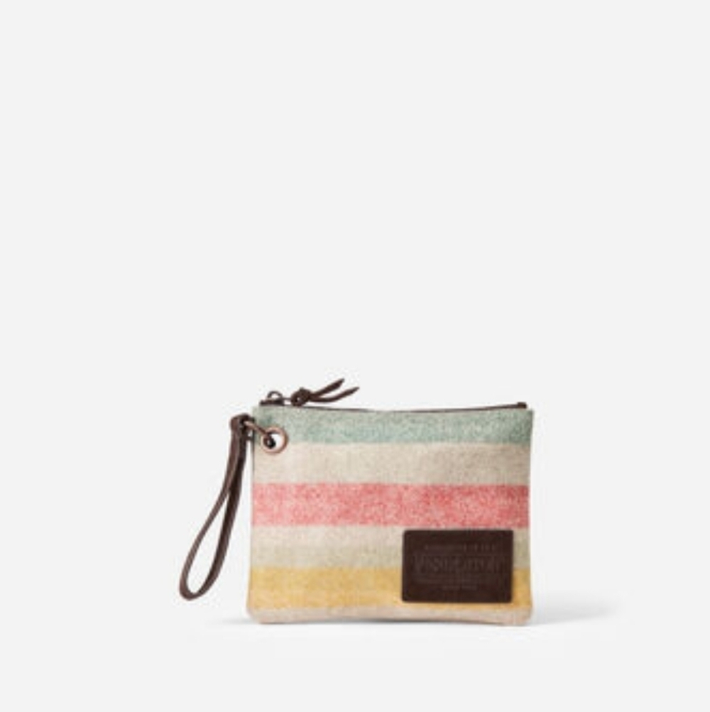 PENDLETON GLACIER STRIPE CLUTCH WITH GROMMET NWT